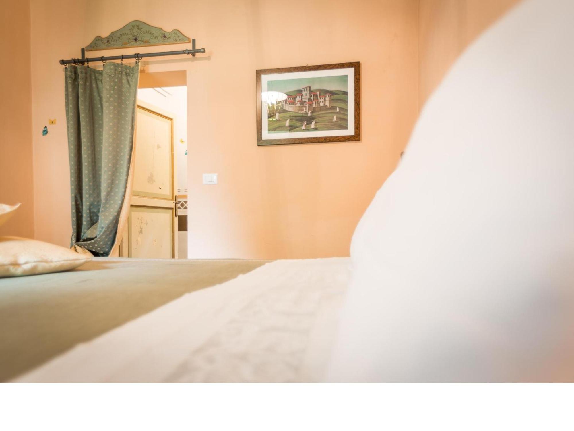 Bed and Breakfast Casa Fiorita Sant'Enea Habitación foto